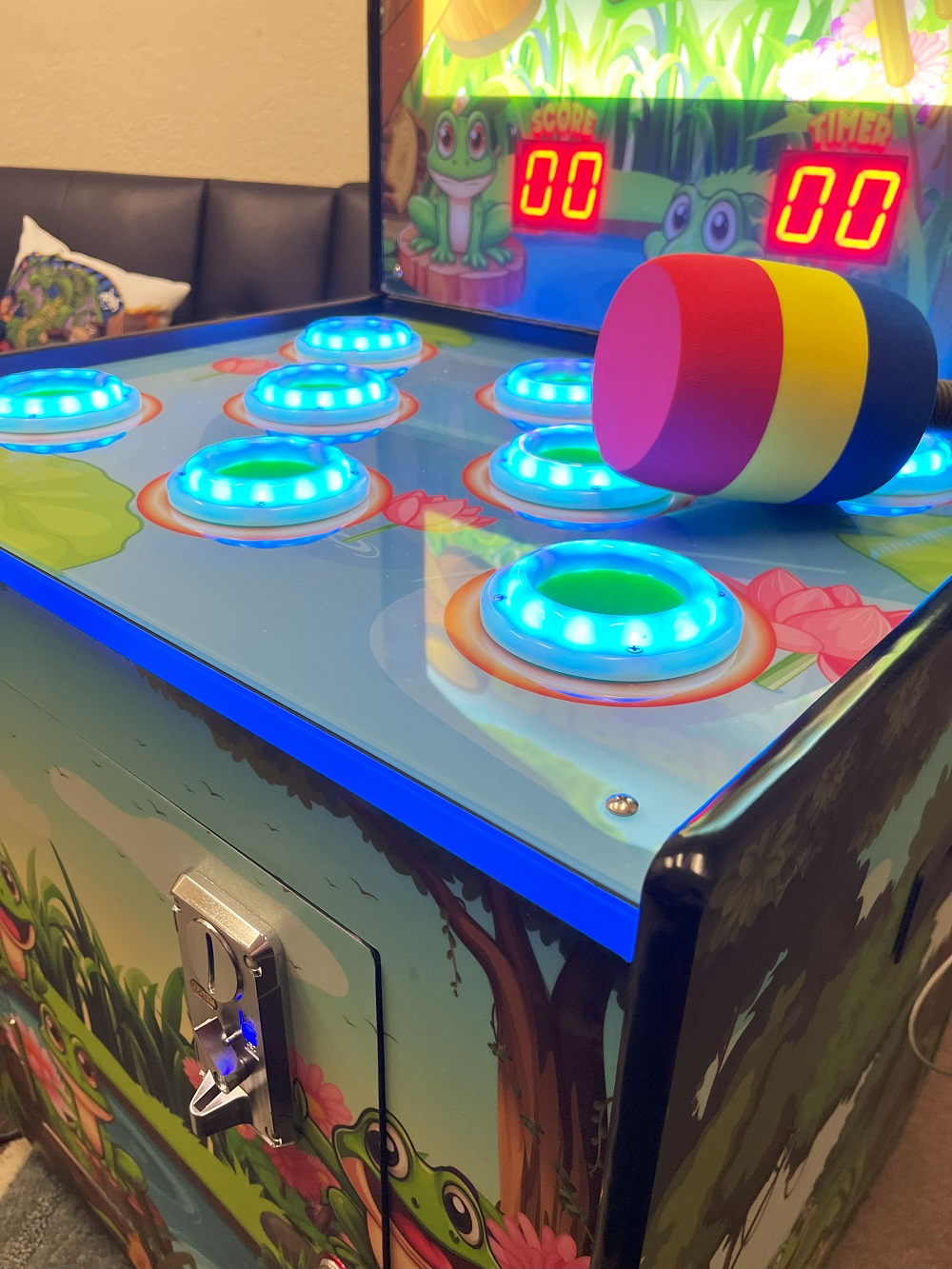 Dreamcade® Ribbit Riot in living room